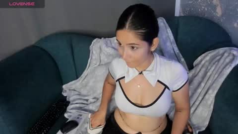 Bella Becca  online show from 01.05.26