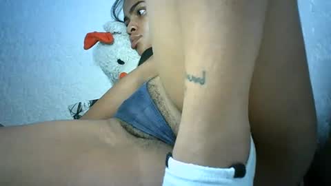 Snapshot of bellabeltra chatting on 12.31.24 Bella online show from 12.31.24