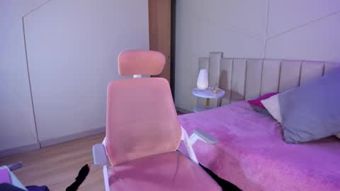                        online show from 11.21.25