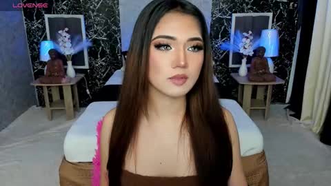 Bella online show from 09.26.25