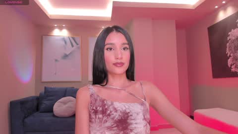 Snapshot of bellacarteer_ chatting on 01.15.25 Bella C online show from 01.15.25