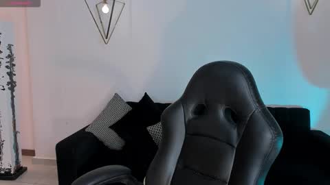 Snapshot of bellacarteer_ chatting on 10.03.25 Bella C online show from 10.03.25