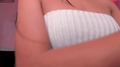 Snapshot of bellacarteer_ chatting on 10.17.25 Bella C online show from 10.17.25