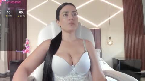 Bella Clair online show from 05.12.26