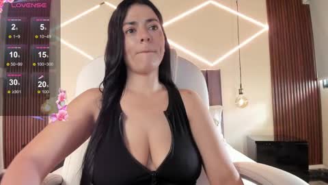 Bella Clair online show from 05.29.26