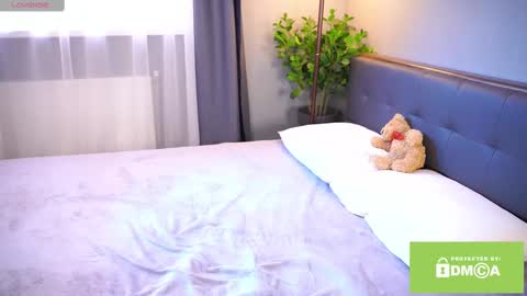 Bella I took a vacation and Ill be back on December 18th So dont lose me To keep in touch I have a TG -  you can find below online show from 02.24.25