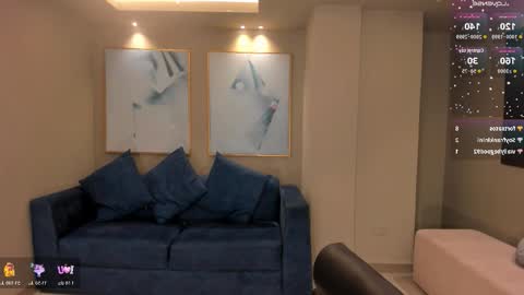 Snapshot of bellaconnor_ chatting on 11.13.25 Bella online show from 11.13.25