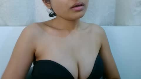 bellacrystall online show from 01.15.26