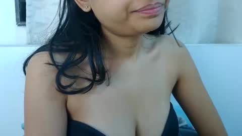 bellacrystall online show from 03.01.26