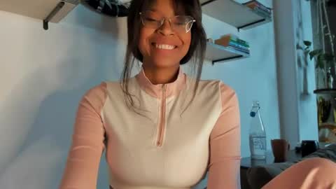 Snapshot of bellahproudly chatting on 04.30.26 Bellah online show from 04.30.26