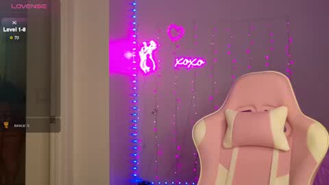 Bella Monroe online show from 07.15.26