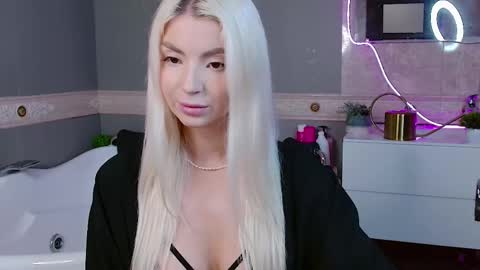 Bella online show from 05.19.26