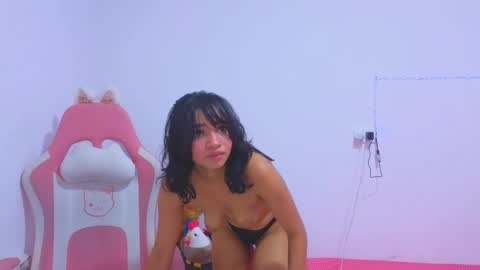 Snapshot of bellamy_sweet chatting on 02.28.25 bellamy online show from 02.28.25