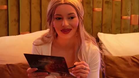 BellaNoirX online show from 03.10.26