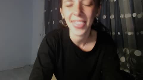 bellaqueen0701 online show from 02.07.25