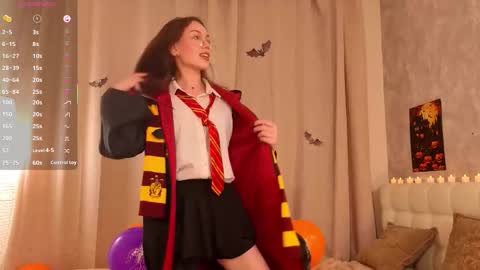 Anna  u can call me Ana de Armas online show from 10.31.25