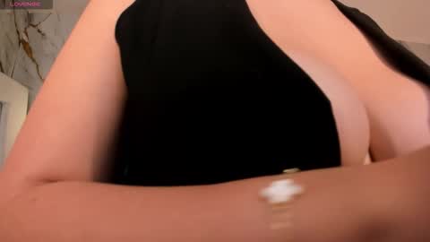  Bella Rose  online show from 11.14.25