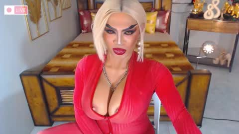 Snapshot of bellatrixxhuckerts chatting on 01.22.25 B E L L A T R I X online show from 01.22.25