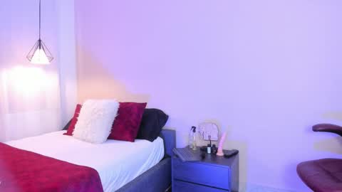 Snapshot of bellawild_ chatting on 02.21.26 Bella Wild online show from 02.21.26