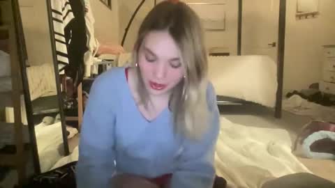 Bella 3 online show from 03.13.26