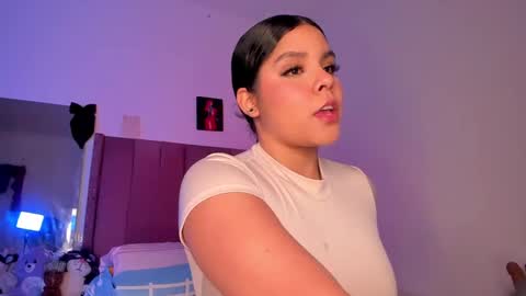 Bella online show from 01.24.25