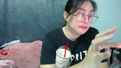 Bella online show from 10.05.25