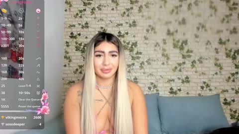 LucyJelly online show from 12.06.24