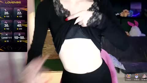 Snapshot of belle_vill chatting on 02.14.26 Belle online show from 02.14.26