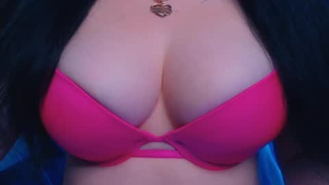 Snapshot of bellelovexx chatting on 12.03.24 Hello I am kind friendly and cute girl online show from 12.03.24
