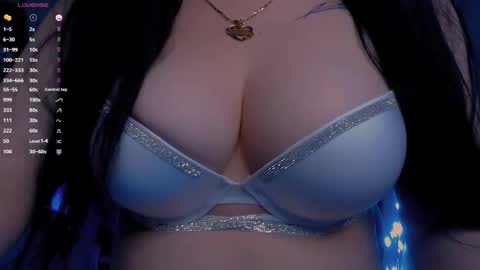 Snapshot of bellelovexx chatting on 09.20.25 Hello I am kind friendly and cute girl online show from 09.20.25