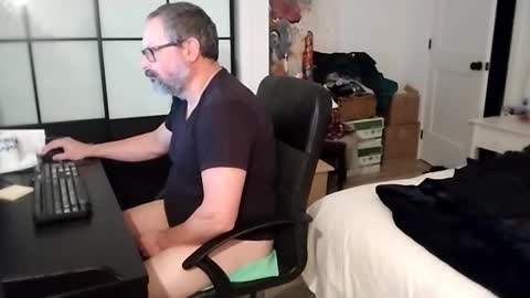 bellequeue19758 online show from 11.28.25