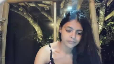 Snapshot of bellezacosmica chatting on 01.09.25 bellezacosmica online show from 01.09.25