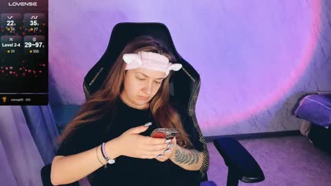 Your Annabelle Wolf  online show from 02.03.25