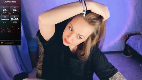 Your Annabelle Wolf  online show from 02.20.25