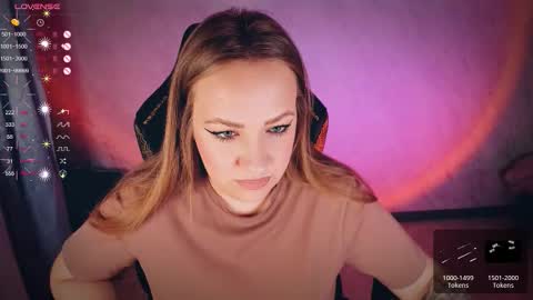 Your Annabelle Wolf  online show from 10.22.25