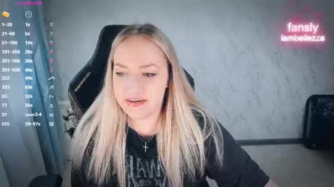 Your Annabelle Wolf  online show from 03.17.26