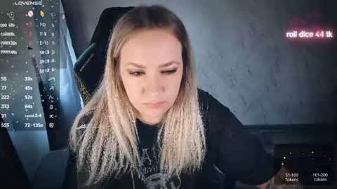 Your Annabelle Wolf  online show from 07.28.26