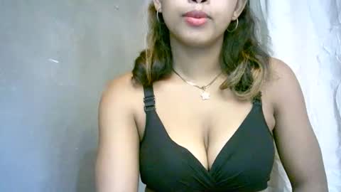 Snapshot of bellibellah chatting on 03.10.26 BelliBellah online show from 03.10.26