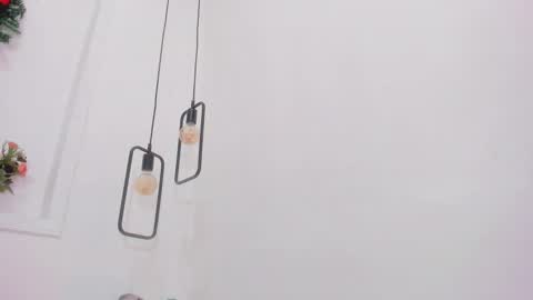 Snapshot of bellota_flak chatting on 12.23.24 Bellota Flak online show from 12.23.24