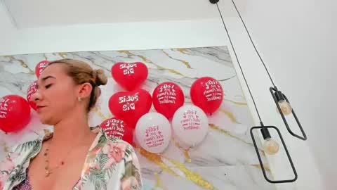 Snapshot of bellota_flak chatting on 02.15.25 Bellota Flak online show from 02.15.25