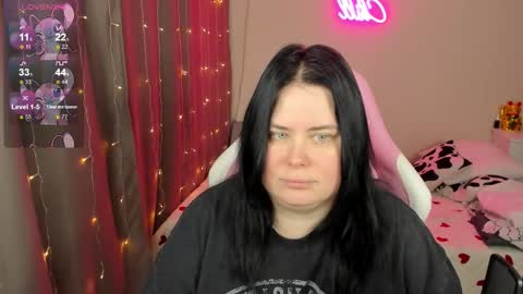 LinaBoo online show from 02.25.26