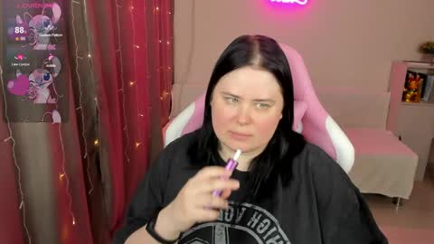 LinaBoo online show from 04.09.26