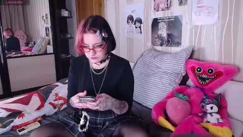 Snapshot of belokrys_nyan chatting on 11.13.25 Viki online show from 11.13.25