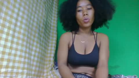 Snapshot of bemonique chatting on 05.23.26 bemonique online show from 05.23.26