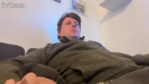 Snapshot of ben_2456 chatting on 04.08.26 ben_2456 online show from 04.08.26