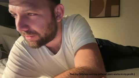 Snapshot of ben_nm chatting on 11.07.25 Ben N. online show from 11.07.25