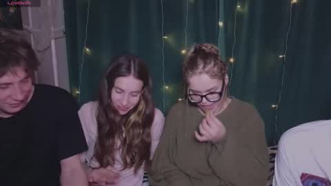 KENDALL  NATHAN online show from 02.03.26