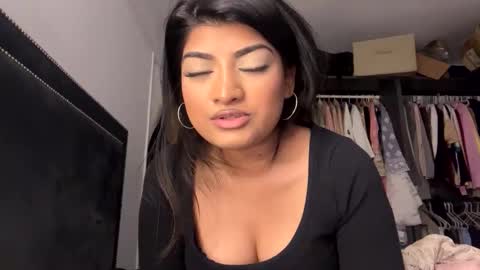 bengalibaddie7_x online show from 05.23.26