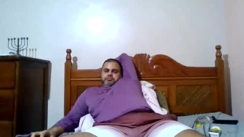 Snapshot of benjamin_anderson chatting on 07.04.26 Anderson A Calculadora loves Isa 3 online show from 07.04.26
