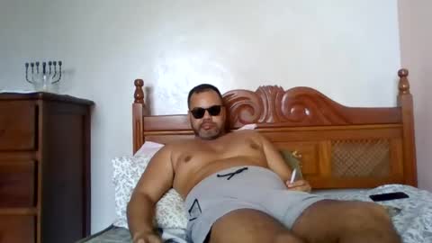 Snapshot of benjamin_anderson chatting on 07.08.26 Anderson A Calculadora loves Isa 3 online show from 07.08.26